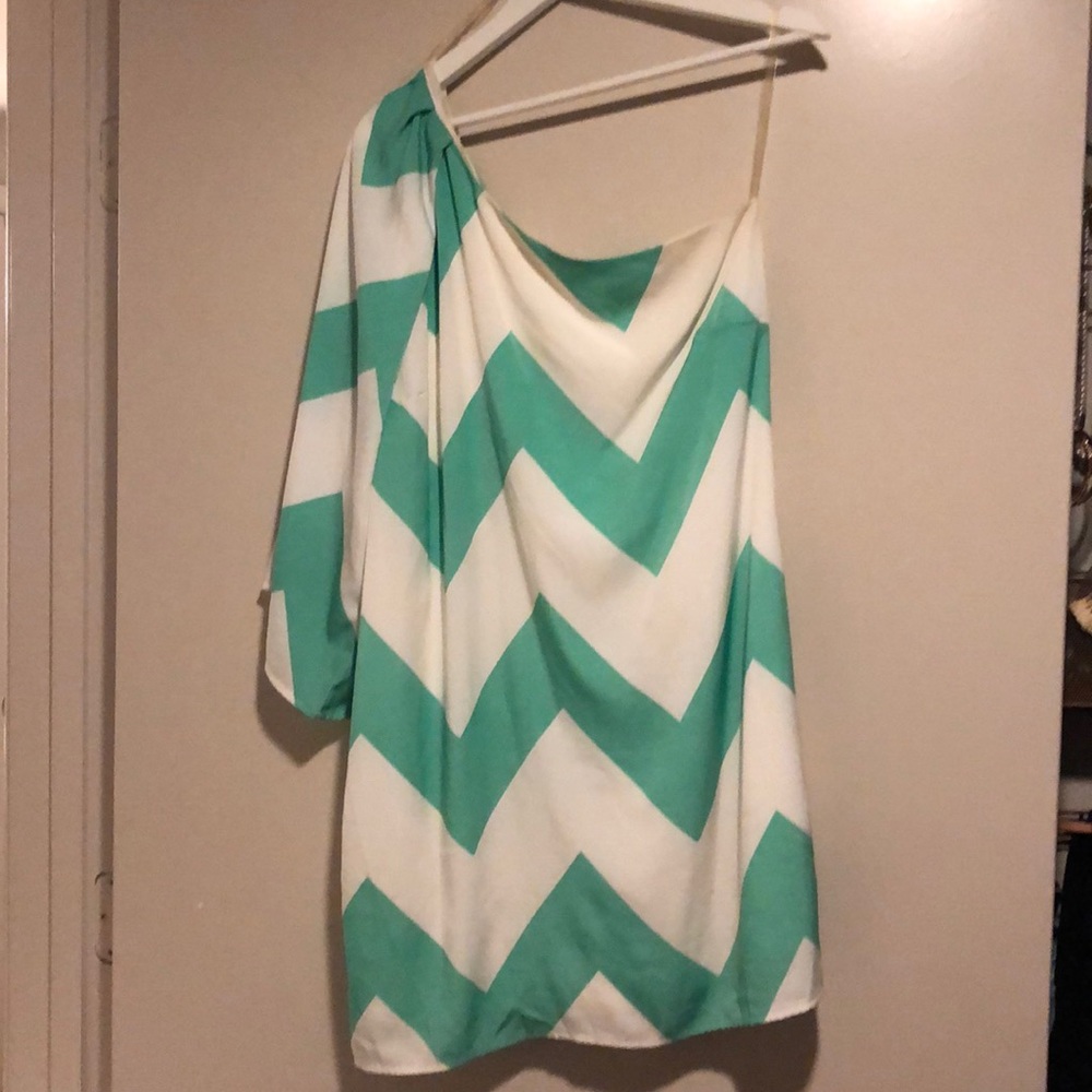 One shouldered dress